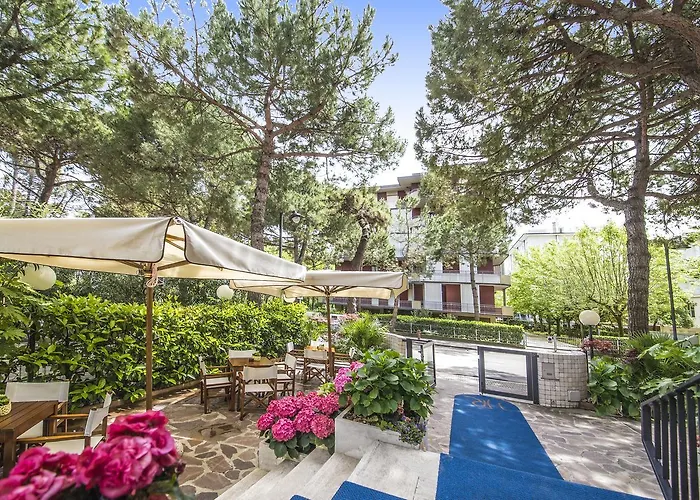 Renzo Hotel