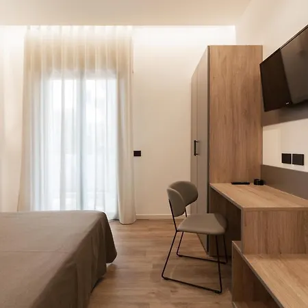 Renzo Hotel 3*