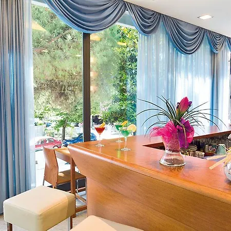 Renzo 3* チェゼナーティコ