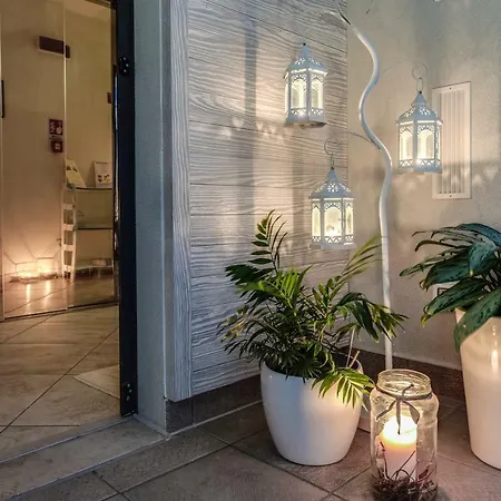 ホテル Renzo チェゼナーティコ